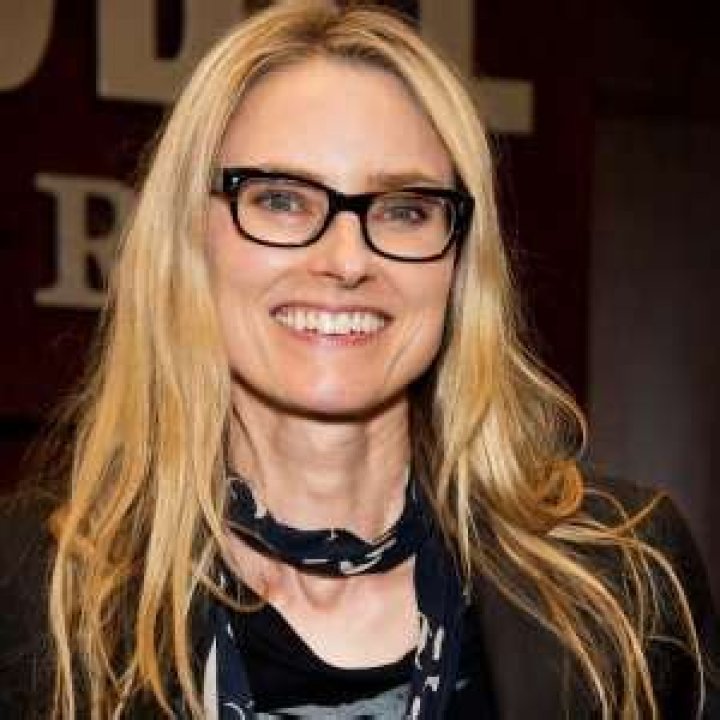 Aimee Mann - Age, Family, Bio