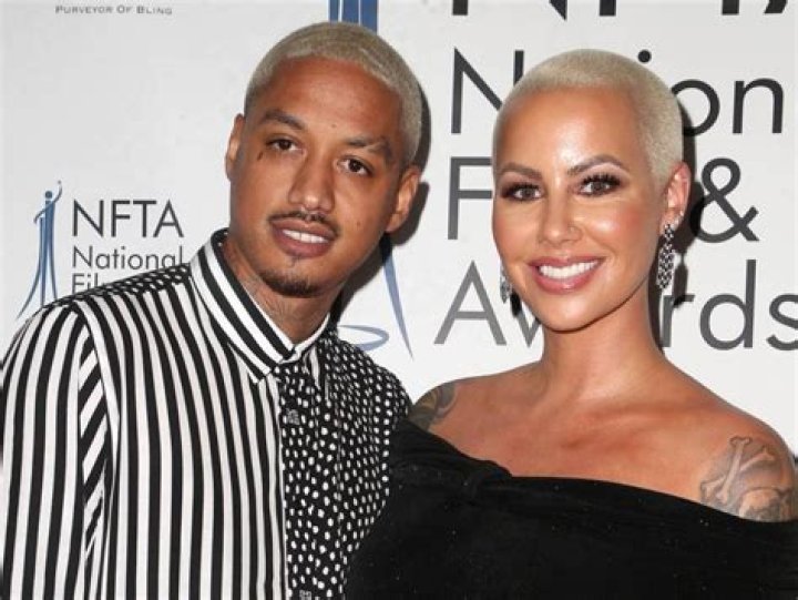Alexander ‘AE’ Edwards cheated on ex-girlfriend Amber Rose with 12 affairs! Alexander Edwards and ex-girlfriend Amber Rose