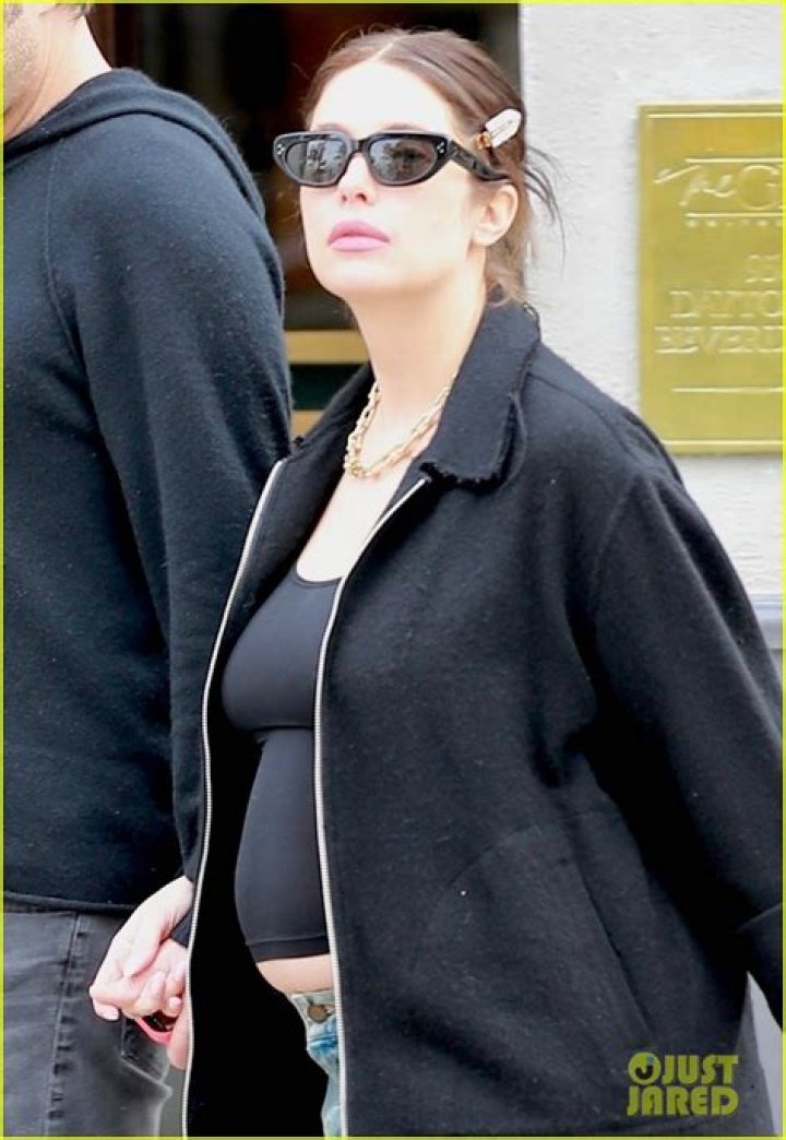 Ashley Benson is pregnant, expecting first child with fiance Brandon Davis Ashley Benson is pregnant, expecting first child with fiance Brandon Davis