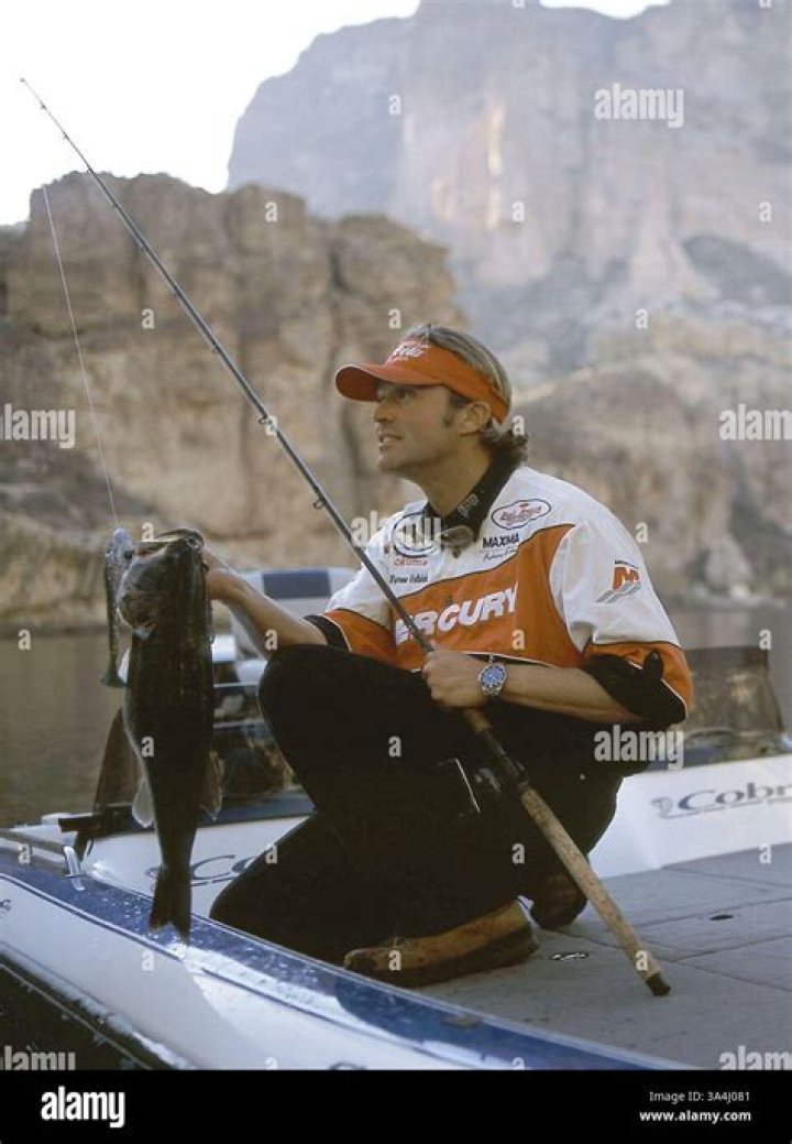 Byron Velvick Bio (Wiki) 