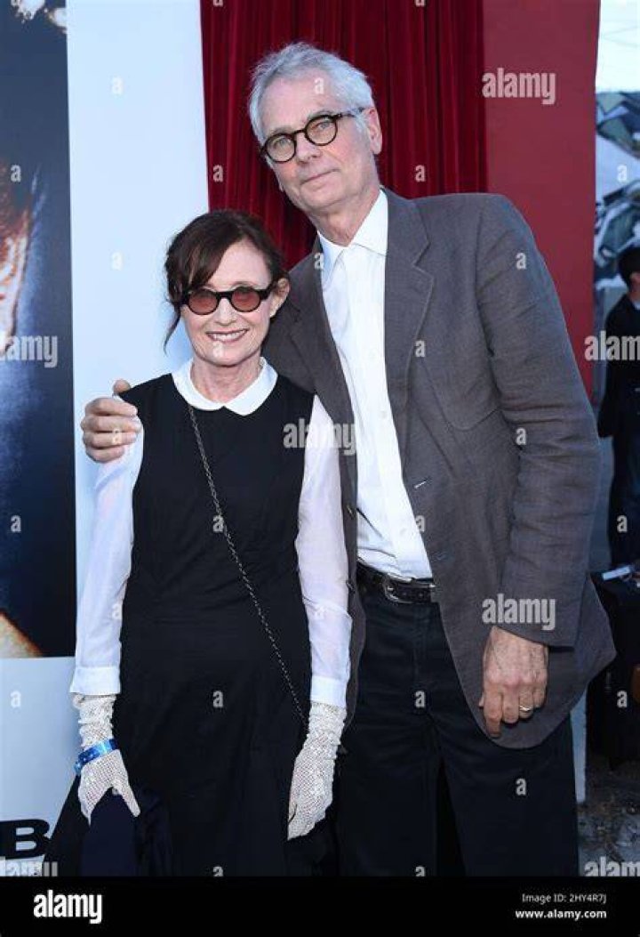 Caleb Deschanel photo 2