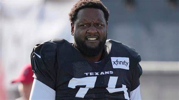 Cam Robinson Bio (Wiki) 