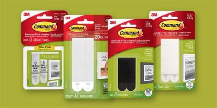 Can command strips be used on brick?
