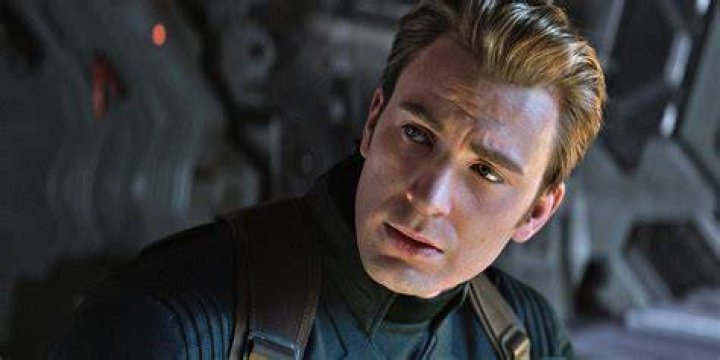 Chris Evans Reportedly has been Dating Portuguese Actress Alba Baptista for over a Year! Chris Evans