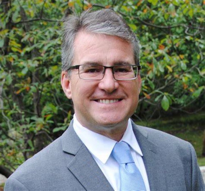 Chris Pierce Bio (Wiki) 