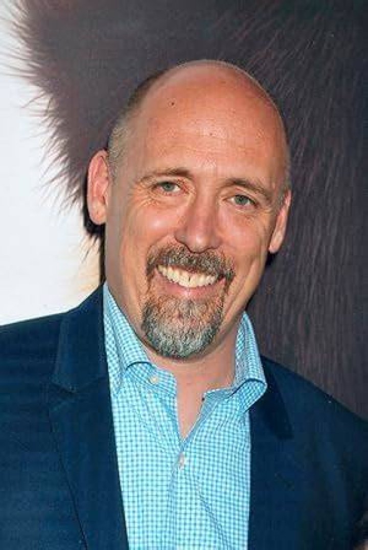Chris Renaud Bio (Wiki) 