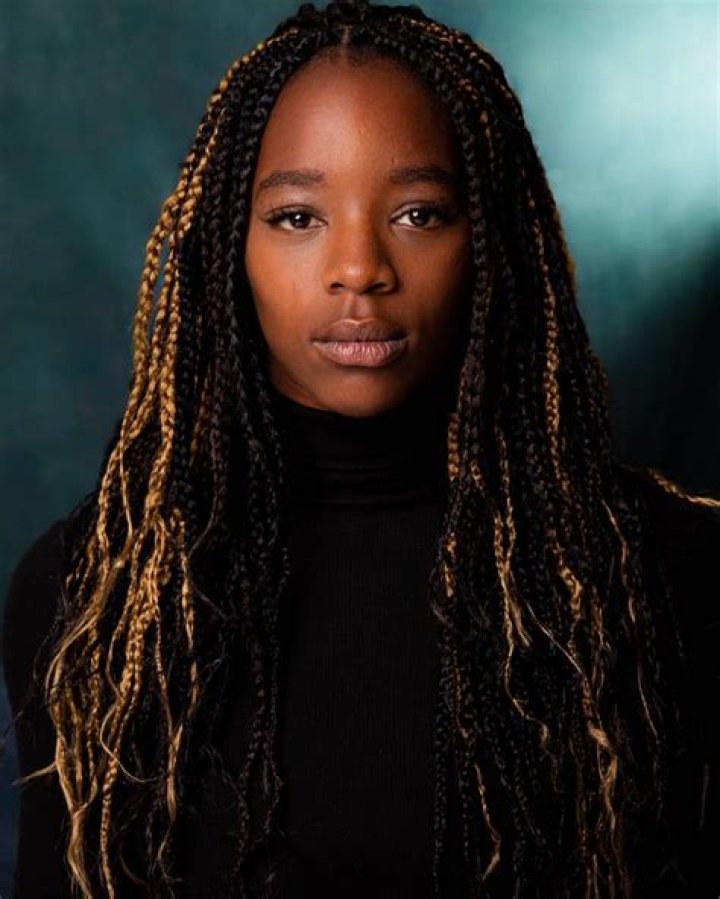 Corinna Brown Bio (Wiki) 