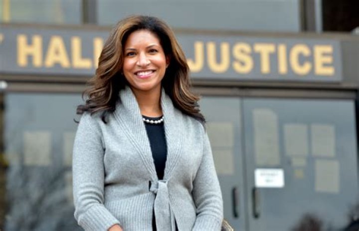 Danielle Williams - Age, Family, Bio