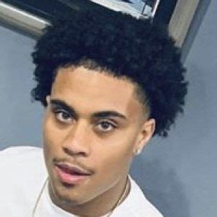 Dayshawn Wilson Bio (Wiki) 