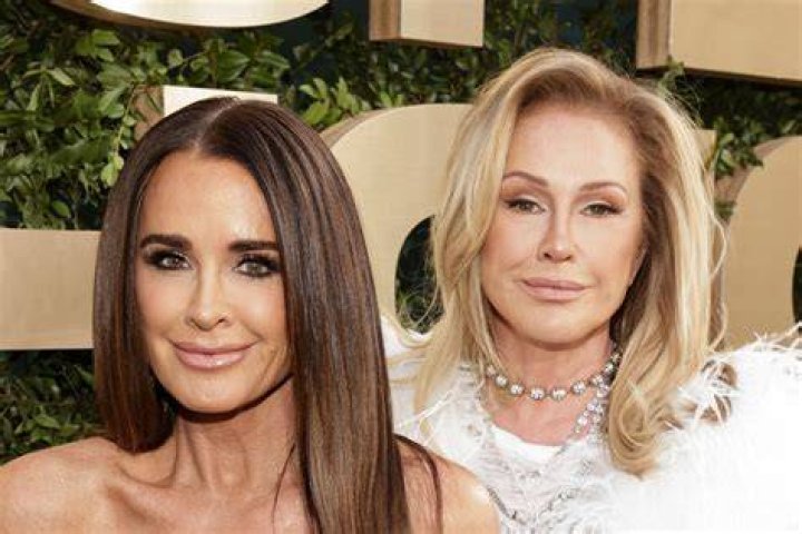 Do Kyle Richards and Kathy Hilton have the same father?