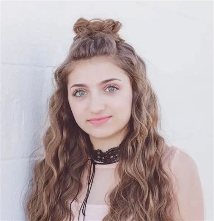 Does Young sensation YouTuber Kamri Noel McKnight Have Boyfriend? Does Young sensation YouTuber Kamri Noel McKnight Have Boyfriend?