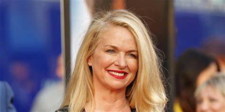 Donna Dixon Bio (Wiki) 