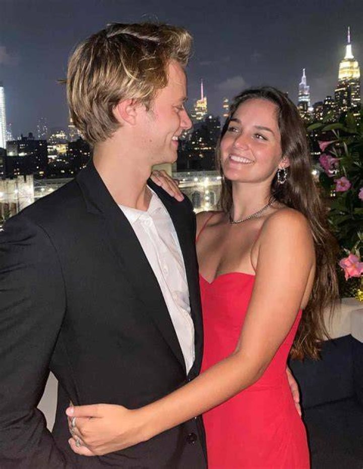 Elaine Siemek Pets
