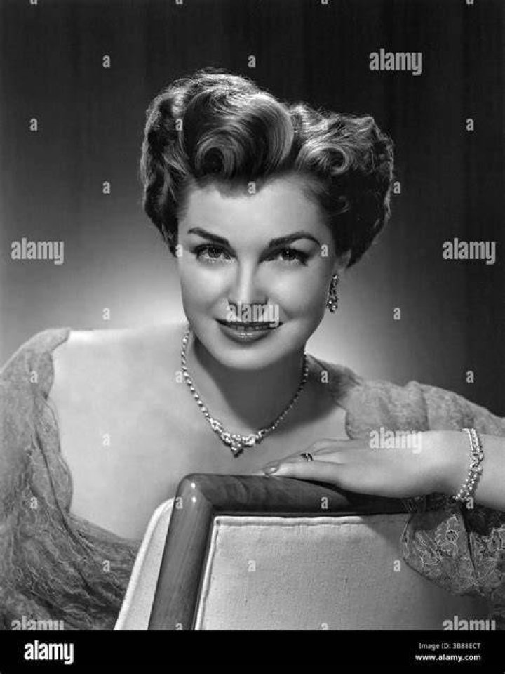 Esther Williams photo 3