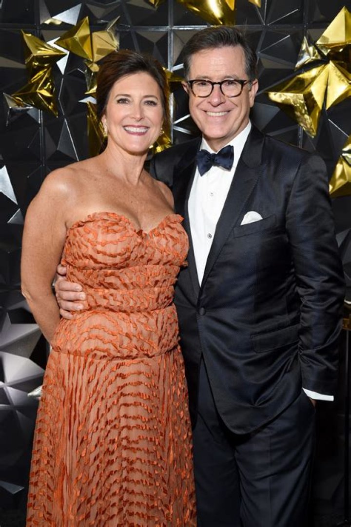 Who is Evelyn McGee-Colbert? Know about her age, married life with Stephen Colbert, children, net worth and biography Evelyn McGee-Colbert and Stephen Colbert family