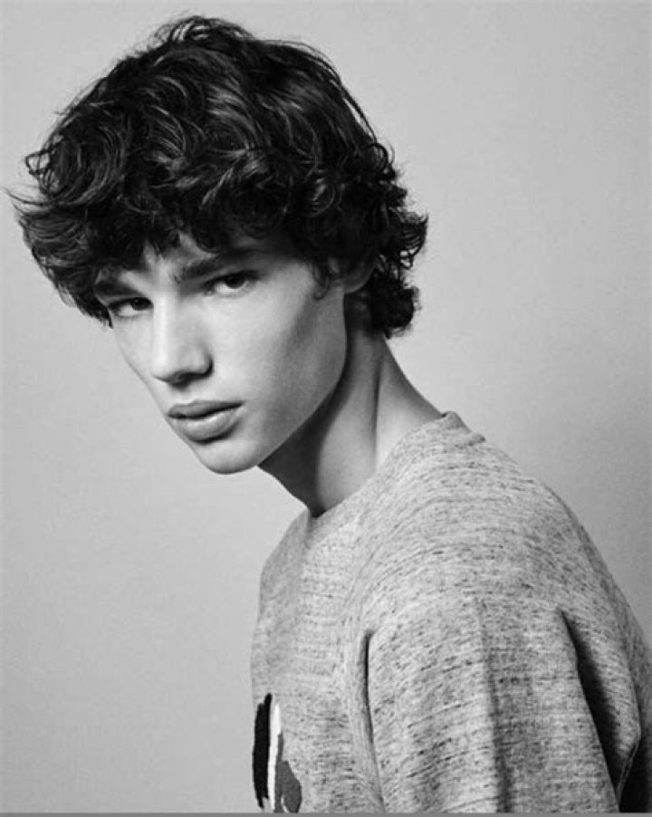 Fernando Lindez Bio (Wiki) 