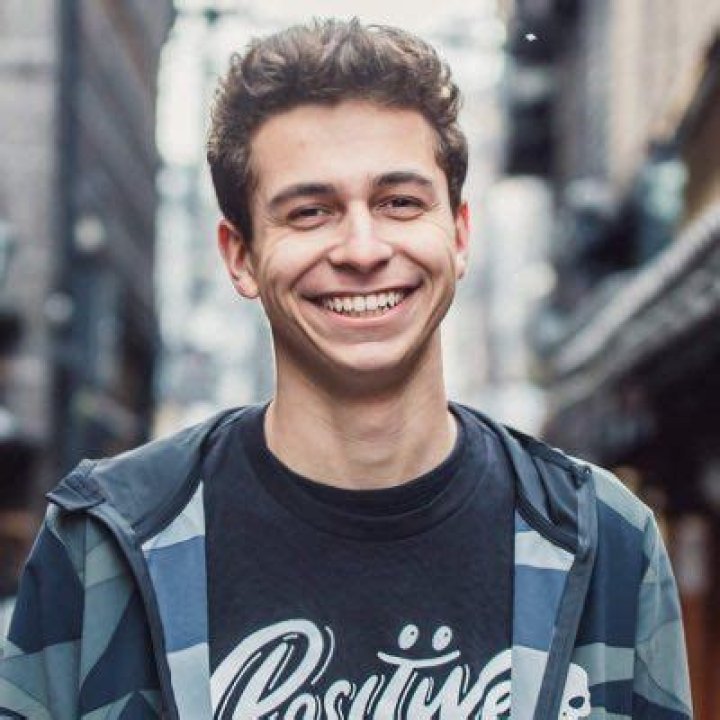 Gabe Erwin - Age, Family, Bio