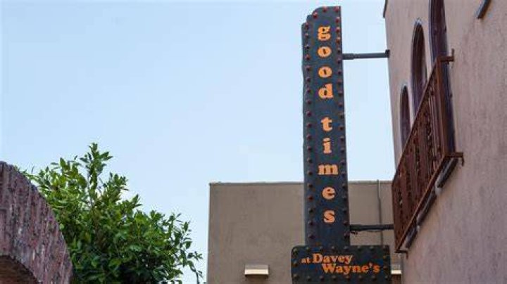 Good Times at Davey Wayne's Presents The Garage Sale featuring James Mae and Friends