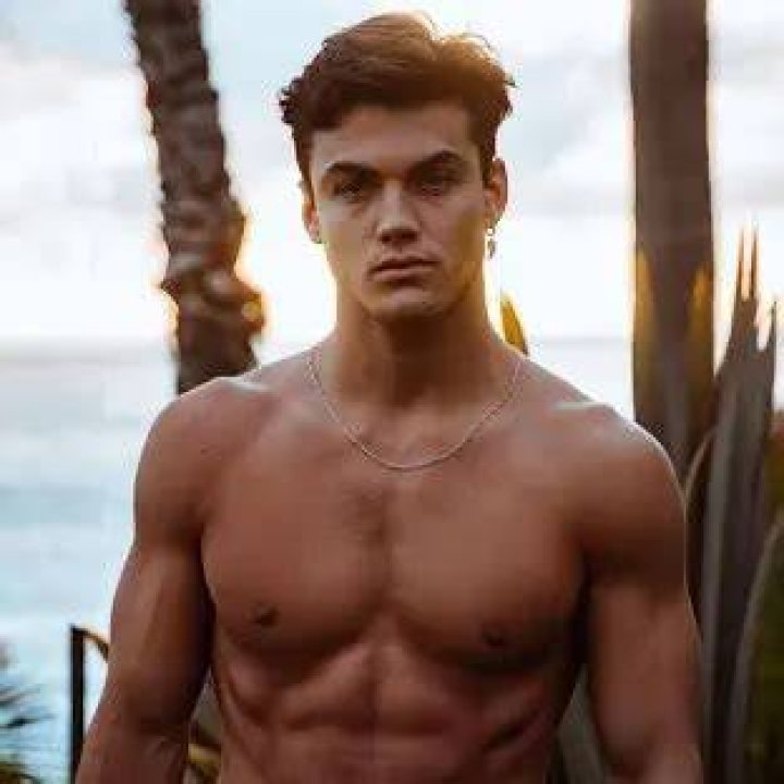 Grayson Dolan - Age, Family, Bio