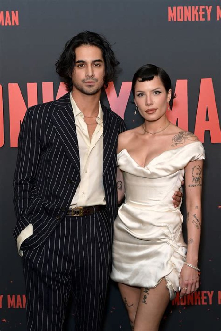 Halsey and Avan Jogia are dating, confirmed with a PDA filed date!