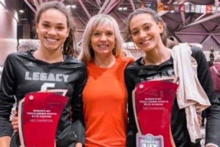 Harper Murray Sister