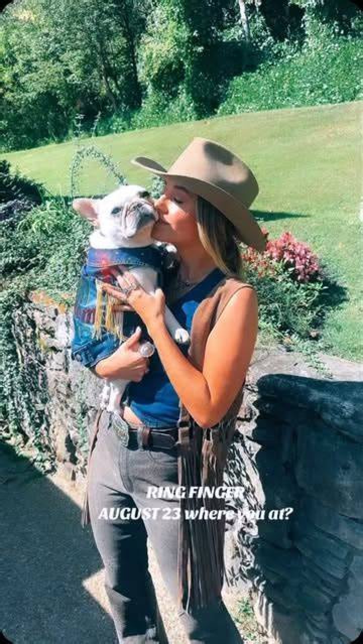 Hippie Mae Instagram