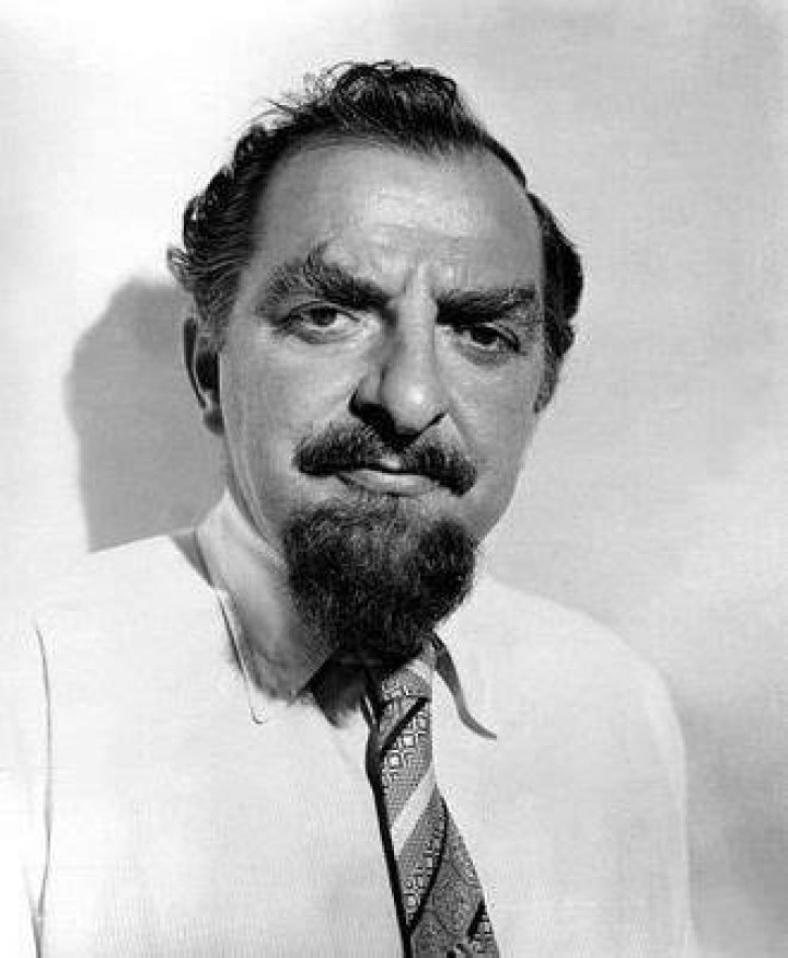 Hugh Griffith photo