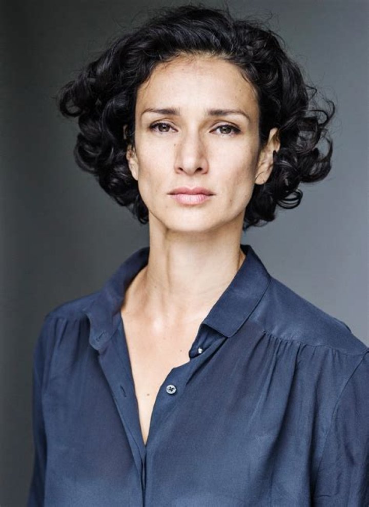 Indira Varma Bio (Wiki) 