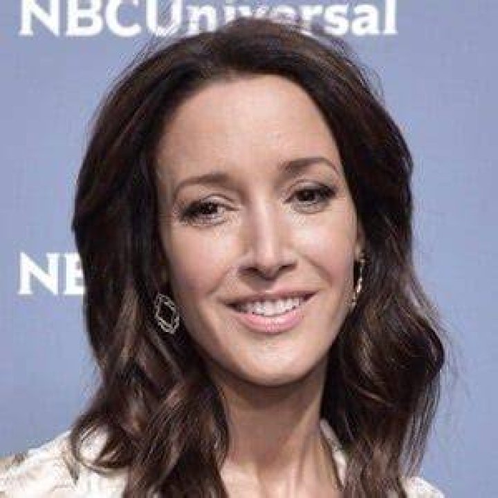 Jennifer Beals - Age, Family, Bio