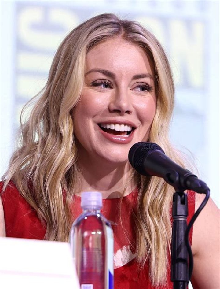 Jennifer Holland Bio (Wiki) 