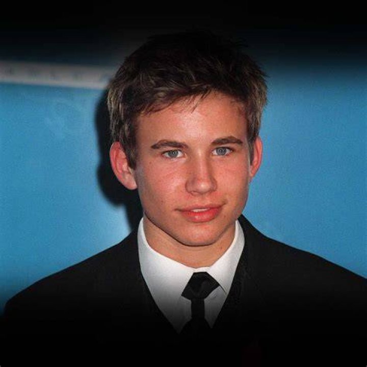 Jonathan Taylor Thomas - Age, Family, Bio