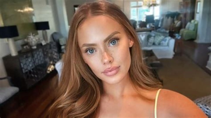 Kathryn Dennis photo 3
