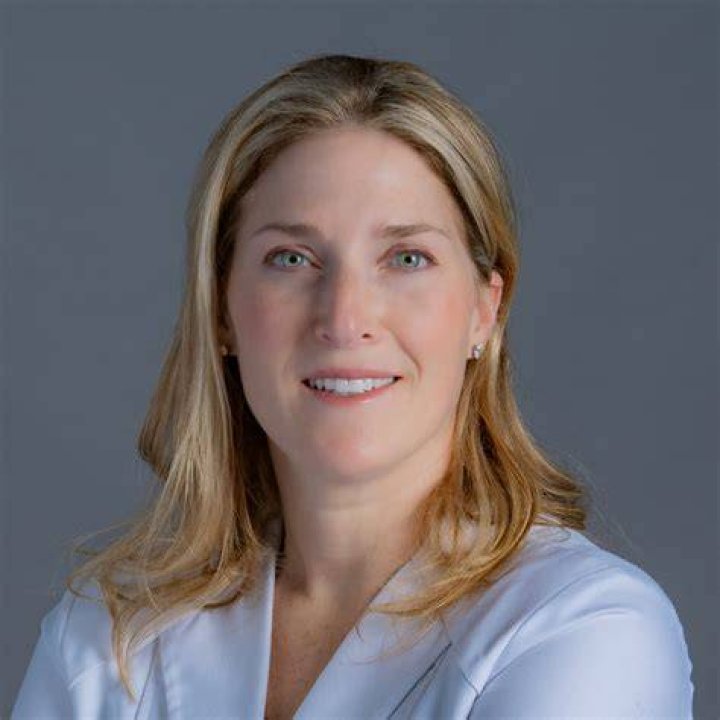 Laura Englander Levin