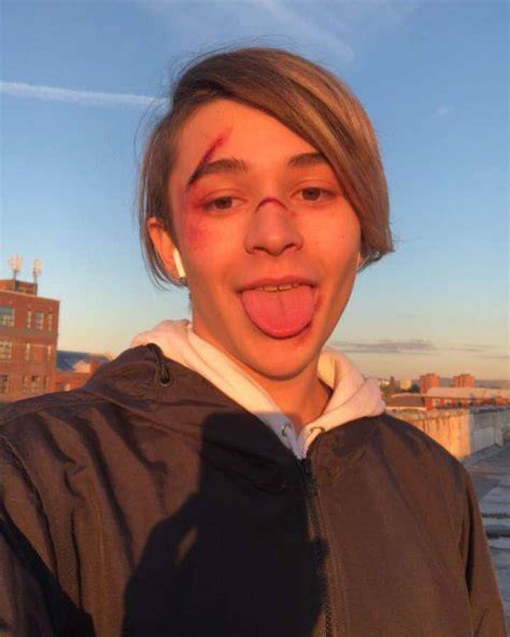 Leondre Devries - Age, Family, Bio
