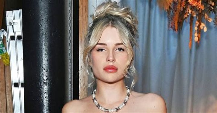 Lottie Moss poses Naked by Pool as she Shared Insights on her OnlyFans Journey! Lottie Moss