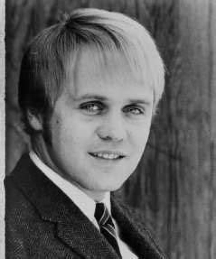Mark Slade - Age, Family, Bio