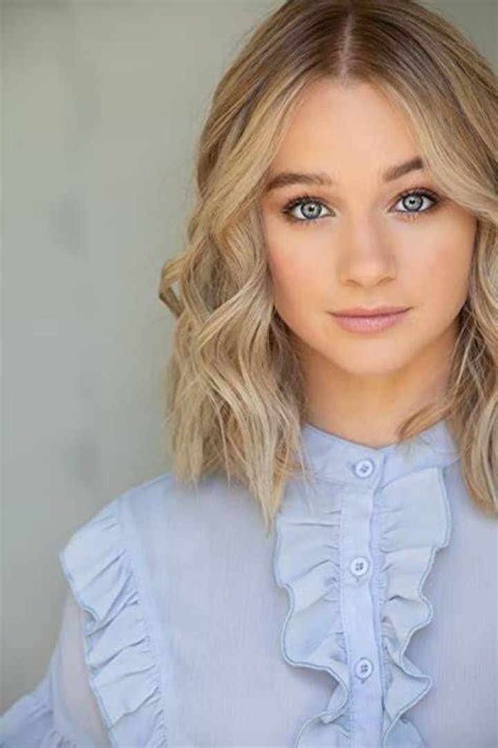 Mollee Gray Bio (Wiki) 