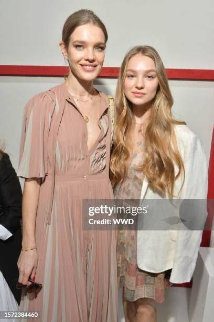  Neva Portman