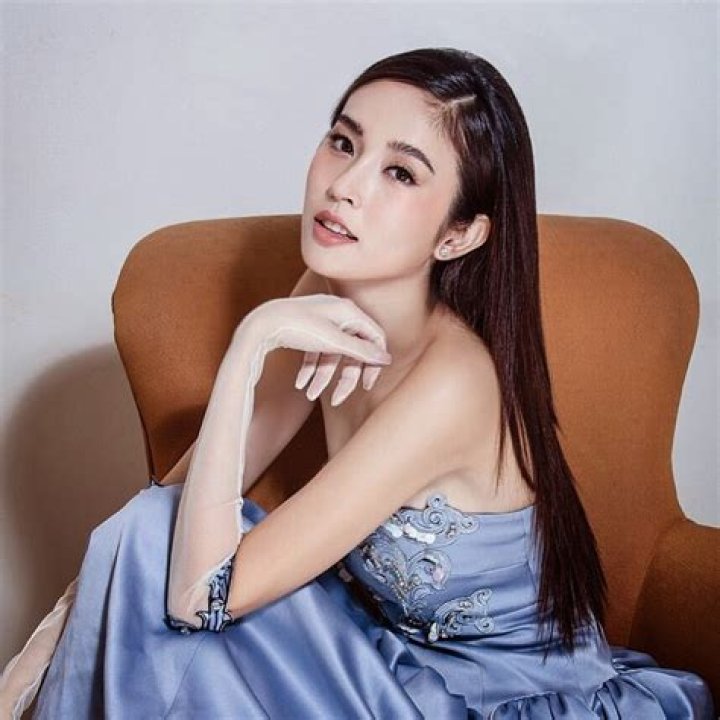 Nong Poy Bio (Wiki) 