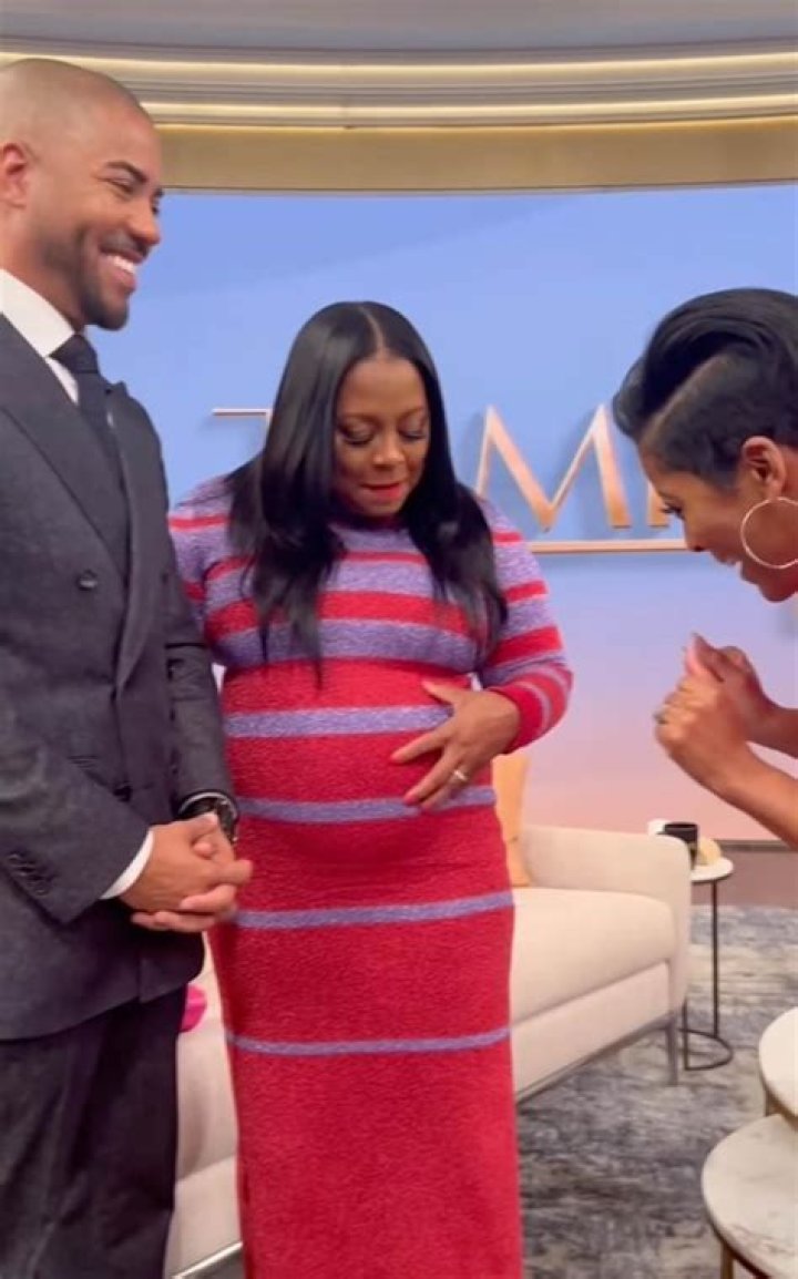 Pregnant! Keshia Knight Pulliam is expecting her first child with husband Brad James Pregnant! Keshia Knight Pulliam is expecting her first child with husband Brad James