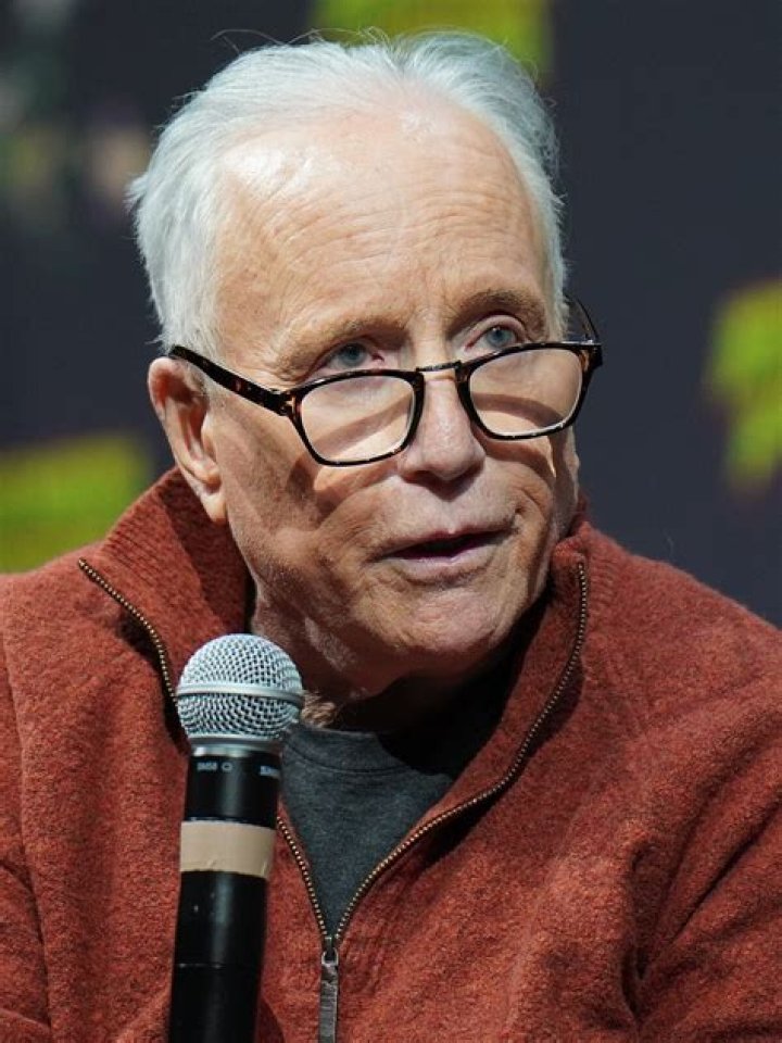 Richard Dreyfuss Bio (Wiki) 