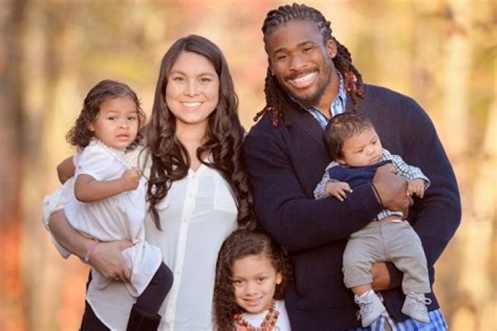 Who is Risalyn Williams? Insight on her zombie themed wedding, children, The DeAngelo Williams Foundation, social media, biography Risalyn Williams and DeAngelo Williams with their children