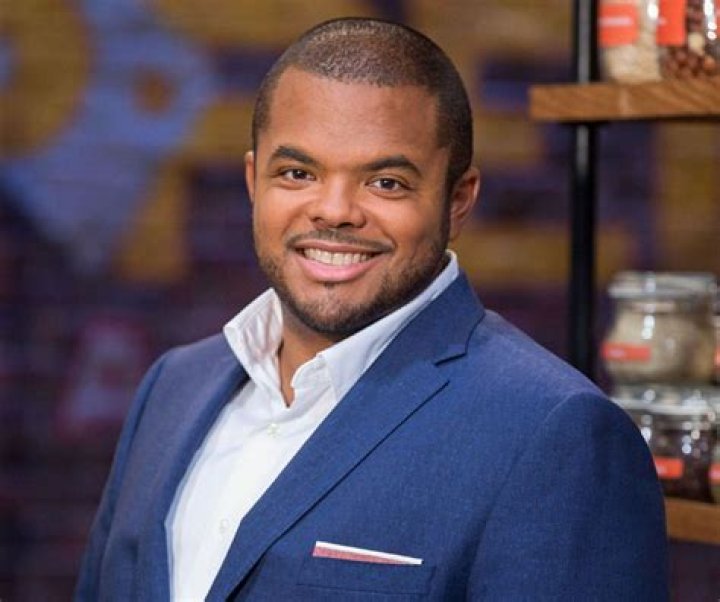 Roger Mooking Bio (Wiki) 
