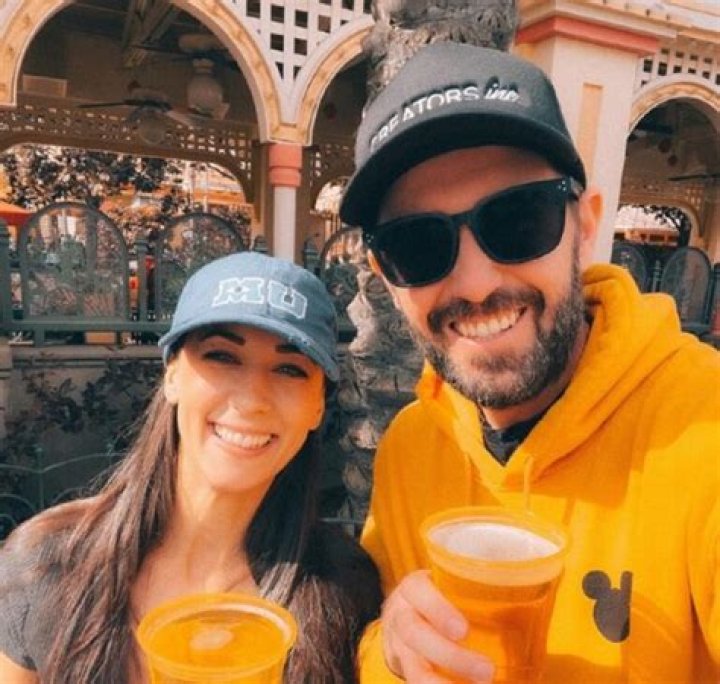 Sarah Illustrates Divorce Rumors