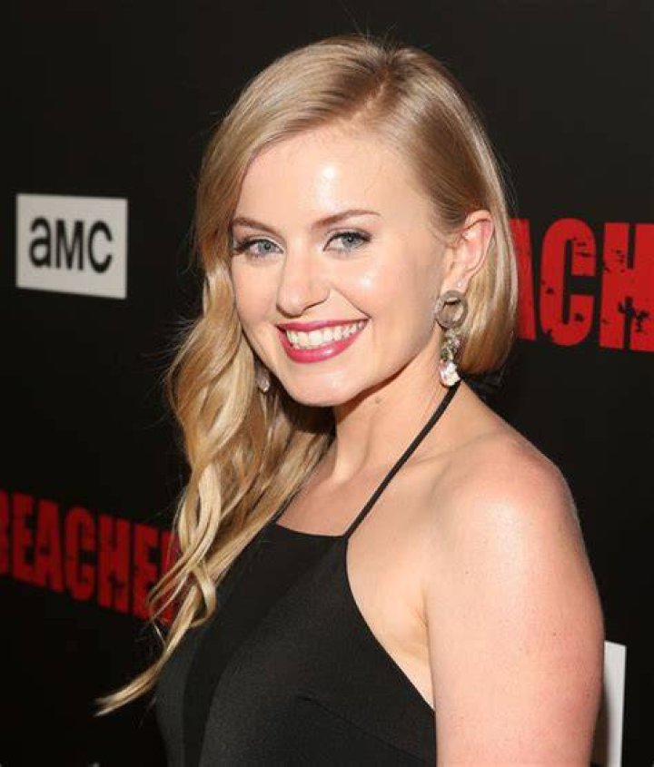 Sarah Minnich Bio (Wiki) 