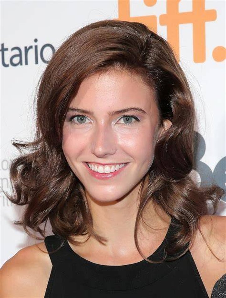 Taylor McKay Bio (Wiki) 