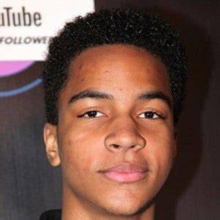 Terrell Simon - Age, Family, Bio