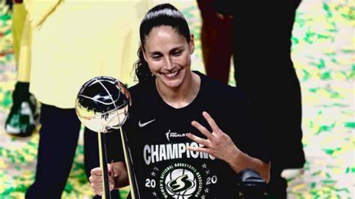 The WNBA Champion, Olympic Gold medalist, Candace Parker plays for the WNBA team Los Angeles Sparks
