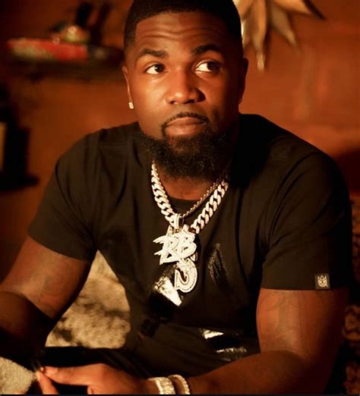Tsu Surf Bio (Wiki) 