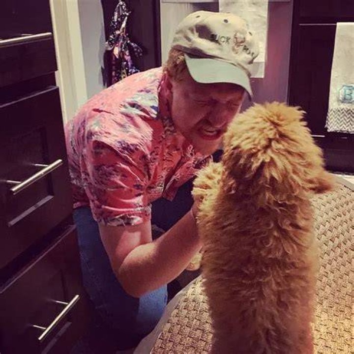 Tyler Childers Pets